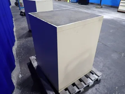 Used BOTT/KENNEDY _UNKNOWN_ Cabinets Ohio US | HGR 24 #1128389