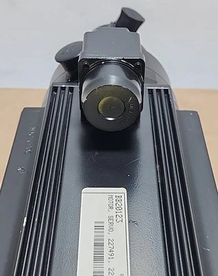 NEW Rexroth MAC090-0B136