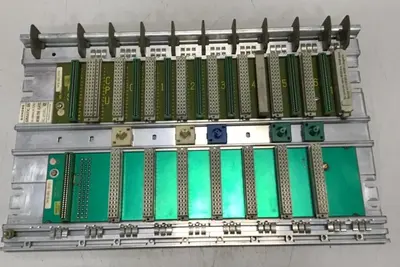 USED SIEMENS 6ES5 700-2LA12