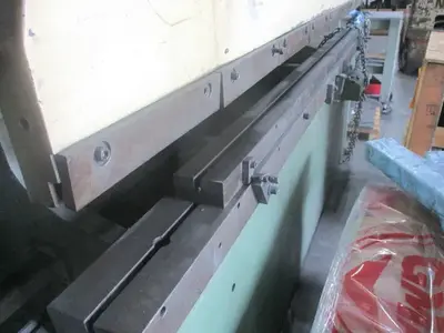 80 Ton, Loire, hydraulic press brake w/ dies, 10' overall