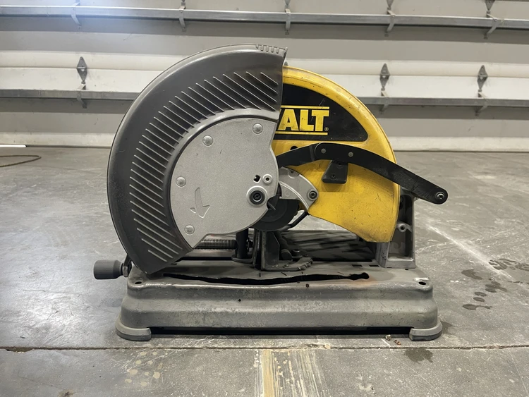 Used DEWALT _UNKNOWN_ Cut-Off Saws Michigan US | Vander Ziel Machinery Sales #483365