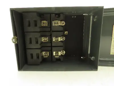 ITE BP 421 Bus Plug 30A 240V 4-Pole 3-Fuse 3Hp Standard 7-1/2Hp Max
