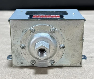 NEW Mercoid AP-153-37