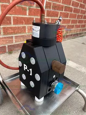 USED WILDEN DIAPHRAGM PUMP 100 PSIG W/ CART