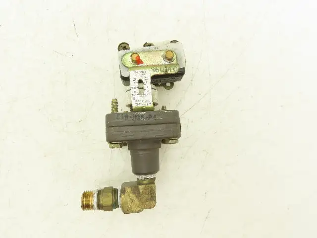 Used BARKSDALE _UNKNOWN_ Relays & Switches | Arrow Industrial #610980