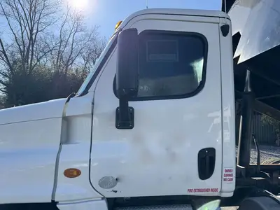 USED 2013 FREIGHTLINER CASCADIA 125