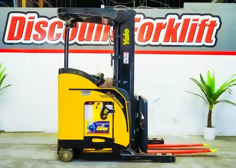 Used 2018 YALE NR045EB Reach Trucks Colorado US | Discount Forklift #437427