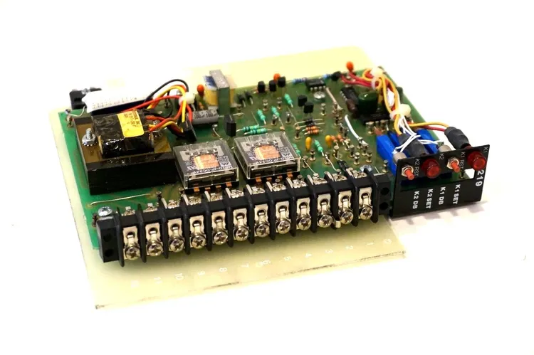 Used ROCHESTER INSTRUMENT SYSTEMS _UNKNOWN_ Circuit Boards | SB Industrial Supply #856049