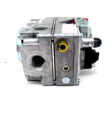 NEW ROBERTSHAW 720-472 GAS VALVE 24 VOLT 720472