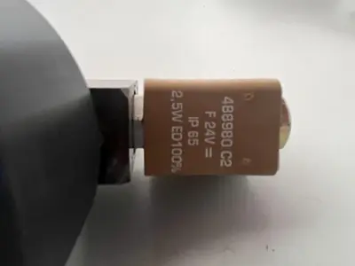 VAT VACUUM 26328-KA41-0001 ISOLATION VALVE