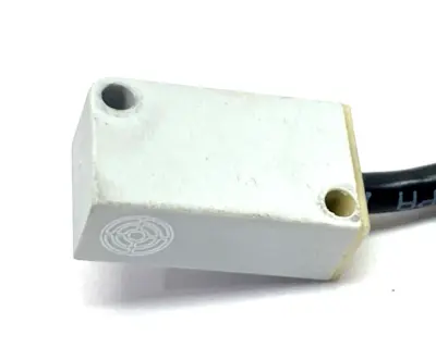 Used Micro Detectors DR10-AP-2A Proximity Sensors Michigan US | Maverick Industrial Sales #1389853
