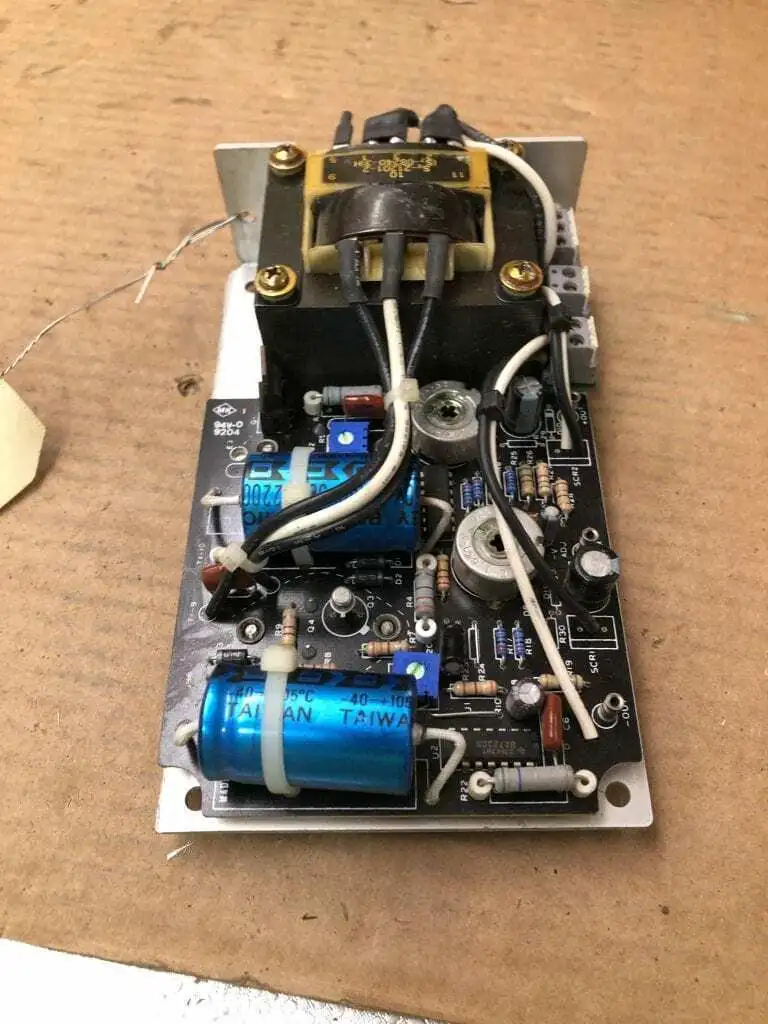Entrelec 10261224 Power Supply 15VDC 115VAC