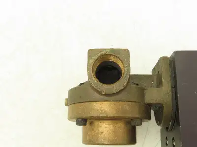 UFM SH-NSF8GM-6-32V1.0-M3WR-PC4M-C-786-3D Flow Meter Monitor 6 GPM 3/4"NPT