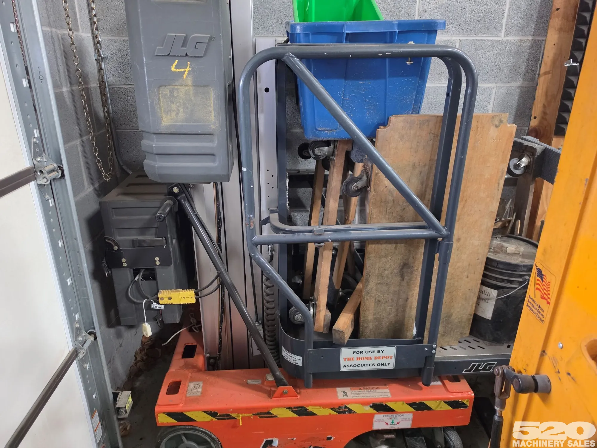 Used JLG 12SP Platform Lifter
