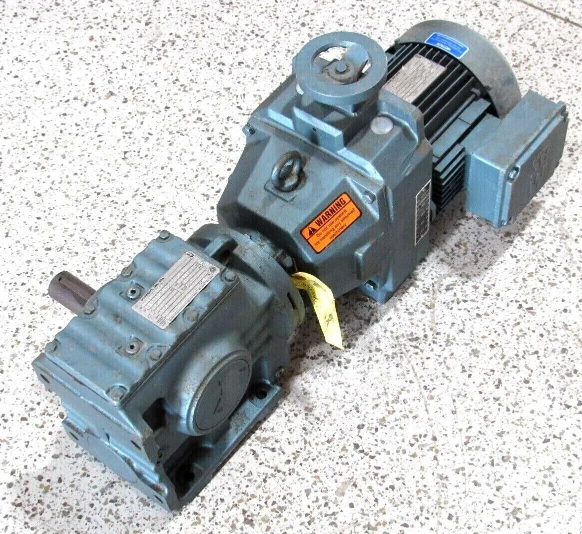 NEW SEW EURODRIVE DF26DT90L4 MOTOR/GEARBOX 230/460V 10.03:1 2HP S67D26DT90L4