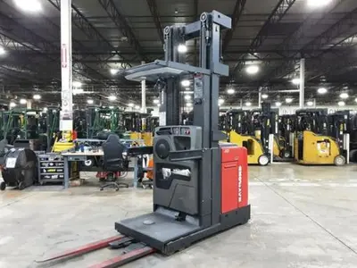USED 2018 RAYMOND 560-OPC30TT