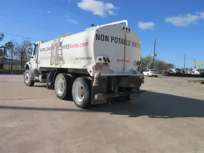 USED 2024 Freightliner M2 106