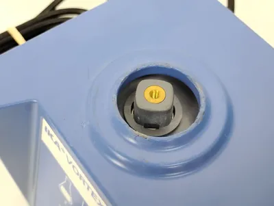 USED IKA Vortex 3