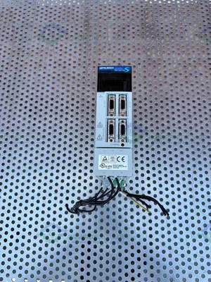 Used MITSUBISHI MR-J2S-10A AC SERVO DRIVE 100W, 170V 0-360HZ 1.1A OUTPUT Electronics & Components California US | Equipment Lab #1275626