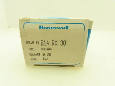Honeywell Skinner B14RX30N Solenoid Valve 3-Way 24VDC 30 PSI 1/4" NPT Oxygen Use