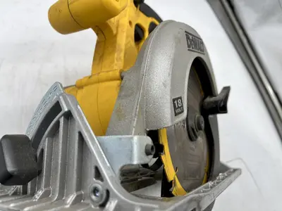 USED DEWALT DC390
