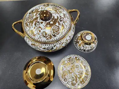 Used Isaac Peoria Used Fine Porcelain set gold plated C IP Restaurant Equipment (Miscellaneous) Illinois US | Falcon Restaurant Supply #1376699