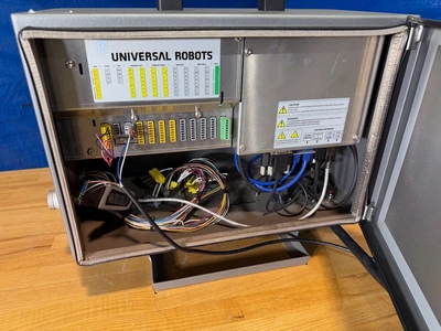 2018 UNIVERSAL ROBOTS UR10 6 Axis Robots | K.B. Industries LLC (6)