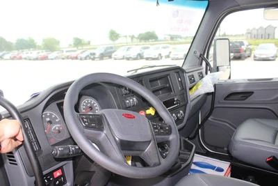 Used 2027 PETERBILT 548 Hooklifts & Roll-Offs Texas US | Roll Off Truck World #1491992