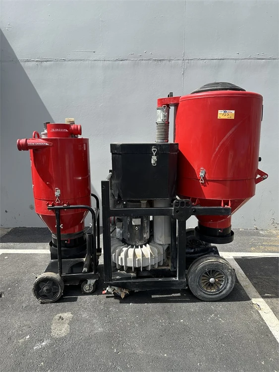 Used PULLMAN ERMATOR T12600 & C5500 Dust Collectors California US | MachineryMax #1383921