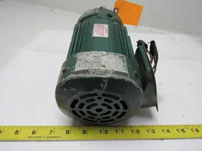 Sumitomo SM-Cyclo CNHM024075YA21 1/4HP Gear Motor 21:1 Ratio 208-230/460V 3Ph