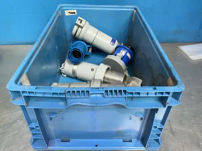 Used HUBBELL, LEVITON, APPLETON, COOPER _UNKNOWN_ Bus Bars & Plugs Ohio US | HGR 24 #1291859