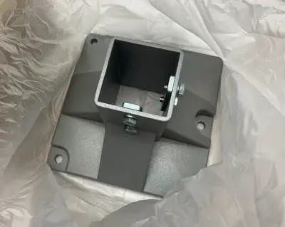 USED DORNER CAST ALUMINUM FOOT FOR SUPPORT BEAM 64X64MM