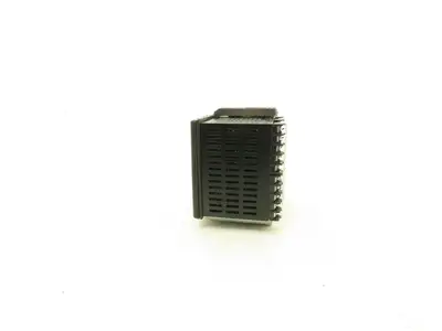 Omron E5AN-HAA2HB Digital Temperature Controller 100-240VAC 50/60Hz 12VA