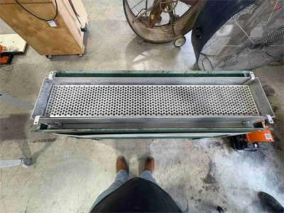 USED JLT PLATE SPREADER