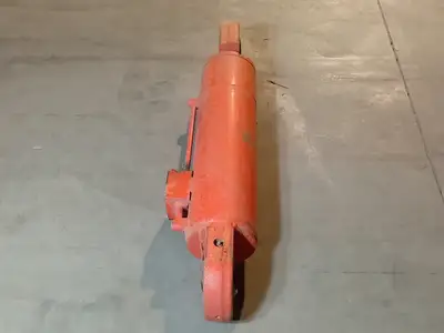 Hydraulic Cylinder 76322503