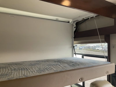 Used 2017 GEORGETOWN 369DS Campers, Caravans, Motorhomes Michigan US | Miedema Asset Management Group #1330163