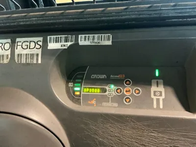Used CROWN SP352030 Electric Lifters Ohio US | HGR 24 #1446266
