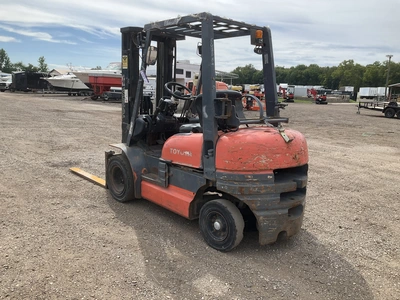 Used TOYOTA 42-6FGU25 Internal Combustion Forklifts: Pneumatic Tire Michigan US | Miedema Asset Management Group #1461582