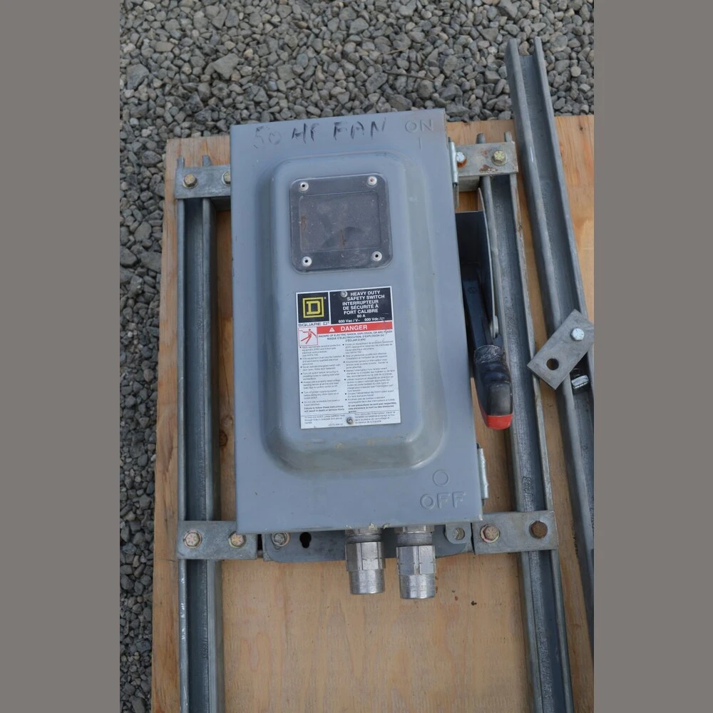 Square D 60 Amp Heavy Duty Safety Switch