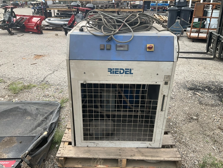 Used _UNKNOWN_ _UNKNOWN_ Chillers Michigan US | Miedema Asset Management Group #1413922