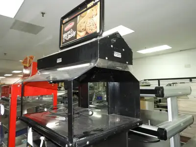 Used Merco Used Merco MM-24 Commercial Counter Top Mini-Merchandiser Warmer Display 120V Countertop Display Warmers Illinois US | Falcon Restaurant Supply #1376468