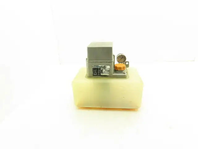Used SHOWA _UNKNOWN_ Pumps | Arrow Industrial #563678