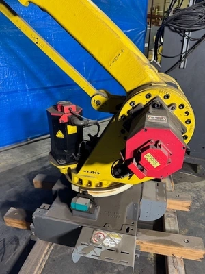 2002 FANUC S500IB 6 Axis Robots | K.B. Industries LLC (7)