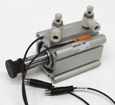 USED SMC CDQ2WA40-25DZ