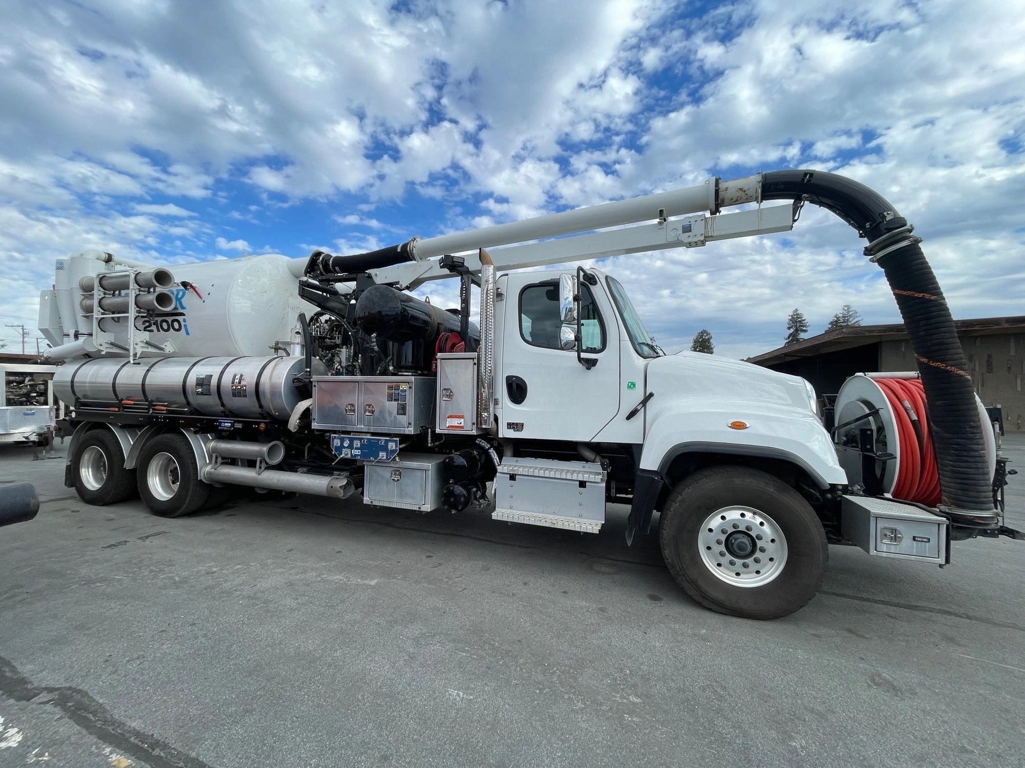 USED 2024 Vactor 2100I