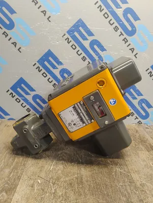 MAXON 200SMA11-AA11-BB21A0 VALVE | ESS Industrial Equipment Sales (3)