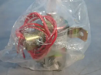 New | in-Stock VERSA ESM330146CLRDMWE14A120 Solenoid Valves Ohio US | HGR 24 #864382