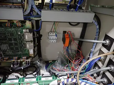 USED YASKAWA / MOTOMAN UP20 / DX200