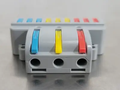 3 in 9 out Quick Wire Connector LT-933 (Bag of 10)