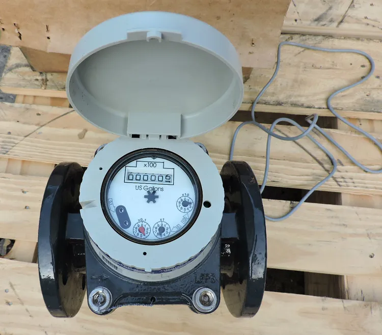 Used UNUSED CARLTON INLINE FLOW METER C-200 EC Flowmeters New Jersey US | Champion Trading Corporation #425071